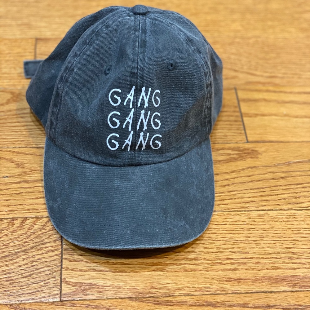 Gang Gang Gang Dat Hat